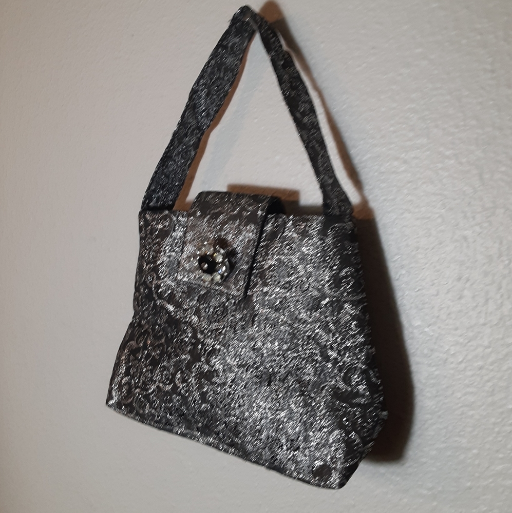 Lorna Rae Embroidered Evening Bag - Picture 3 of 9